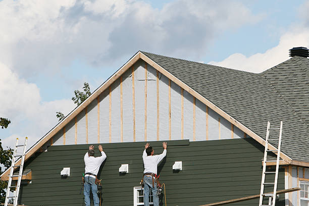 Professional Siding Installation technician working in Malvern, OH